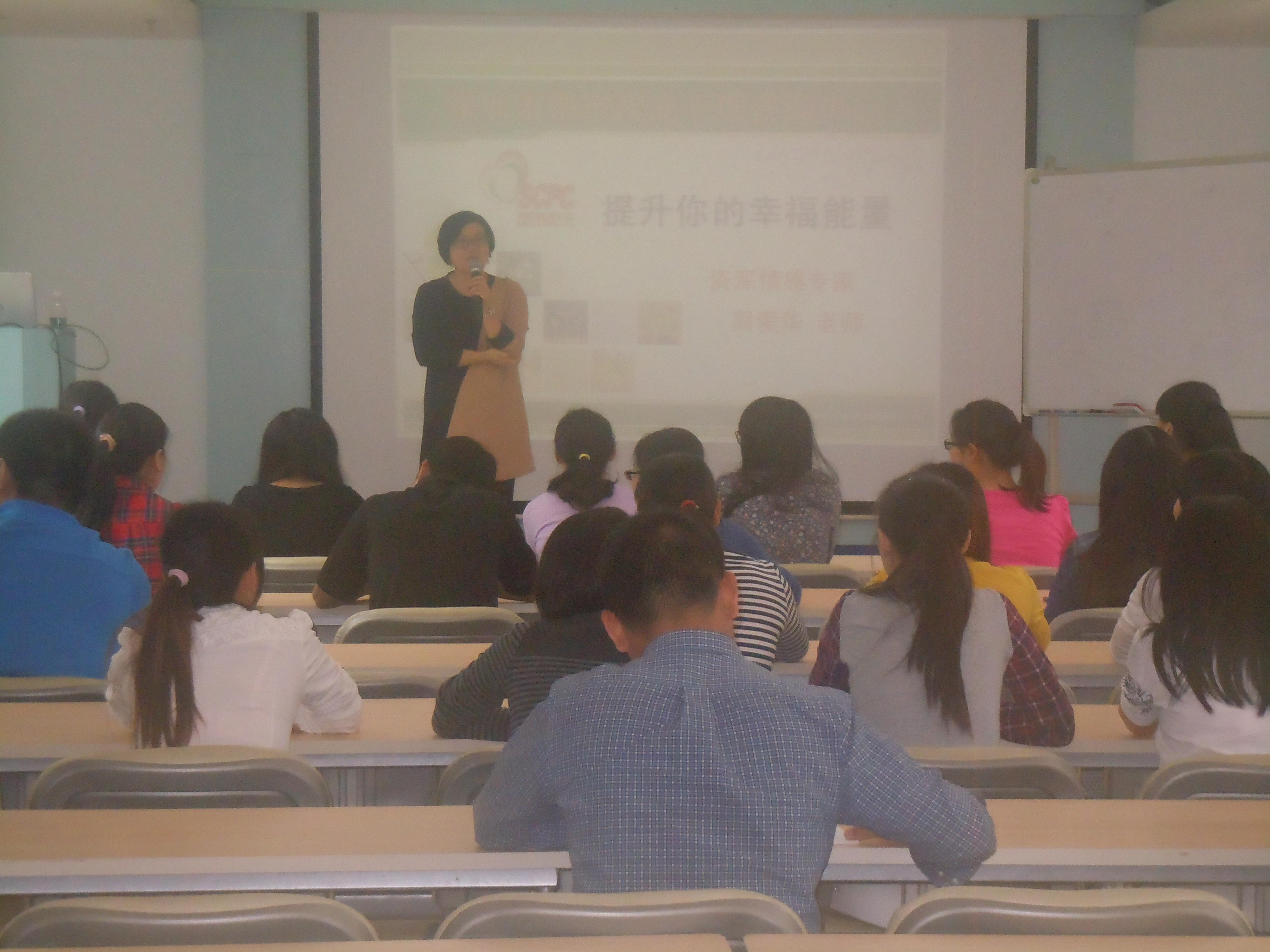 利華制衣廠專場(chǎng)2.jpg
